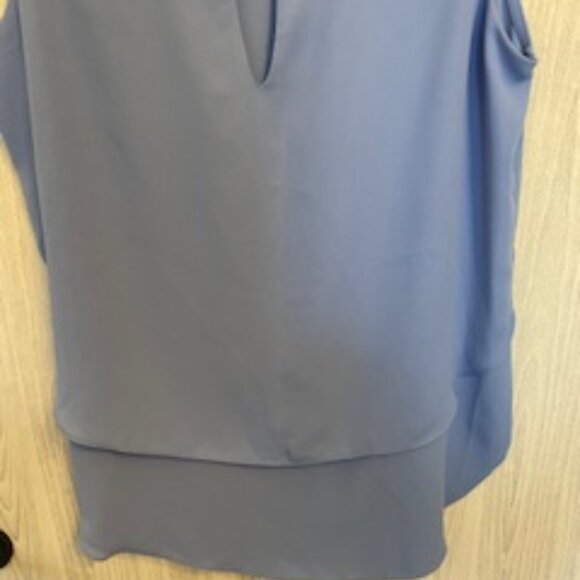 Joseph Ribkoff Chiffon Keyhole Neckline Double Layer Sleeveless Blouse Size 10 - Picture 8 of 9